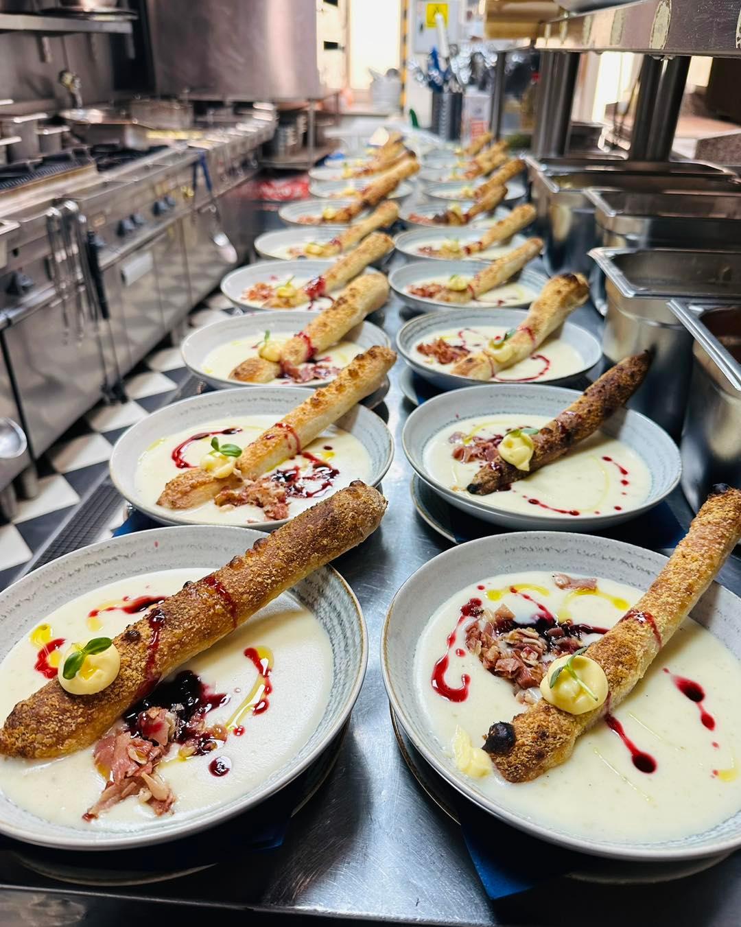 Pardon Cafe Restaurant - 2 Pardon Cafe Restaurant - 2