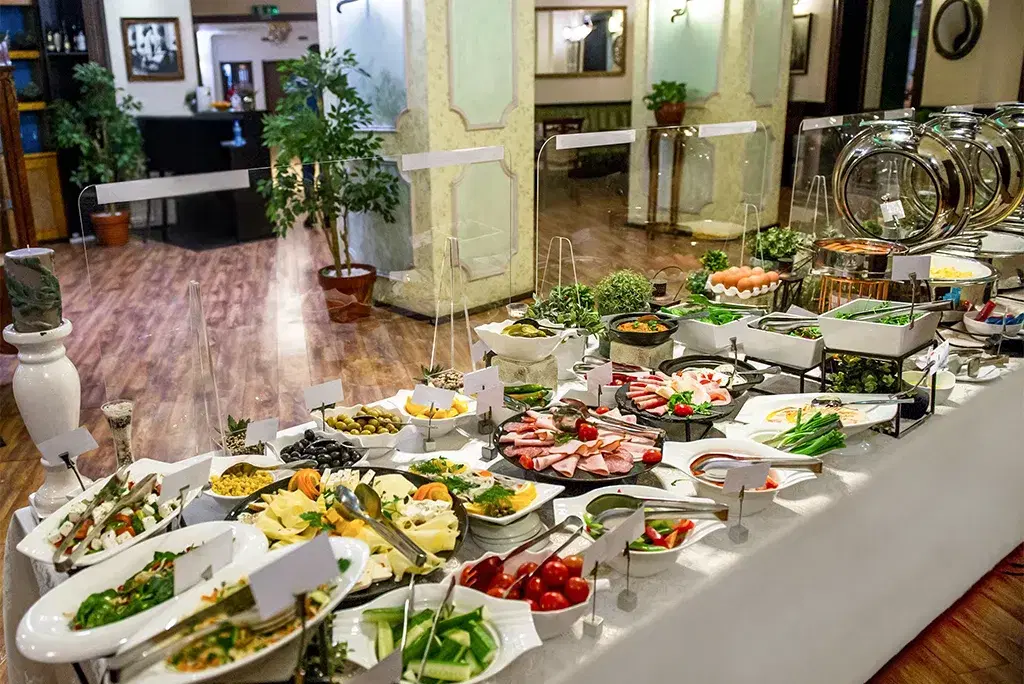 Phoenicia Grand Hotel - 1 Phoenicia Grand Hotel - 1