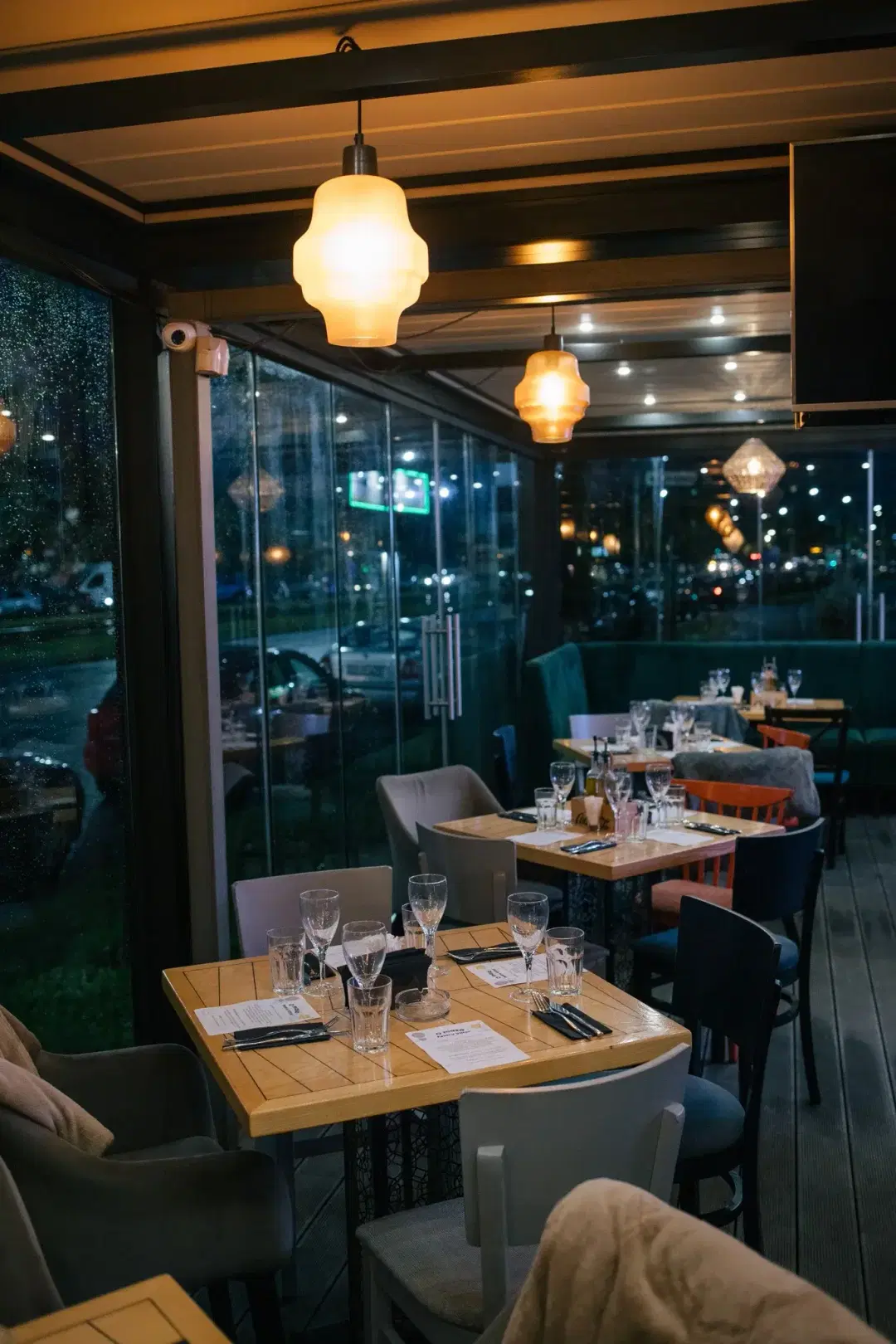 Plattinium Bistro And Pizza - 2 Plattinium Bistro And Pizza - 2