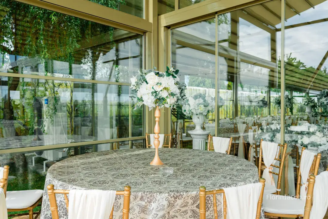 Restaurant Ballroom Cupola - 3 Restaurant Ballroom Cupola - 3