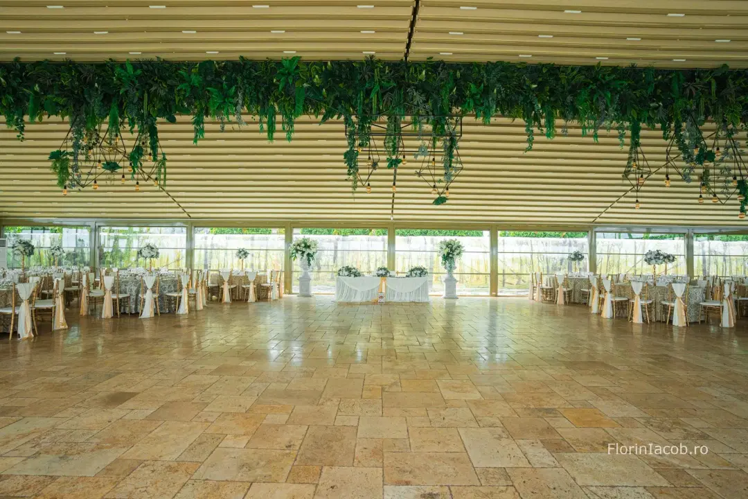 Restaurant Ballroom Cupola - 6 Restaurant Ballroom Cupola - 6