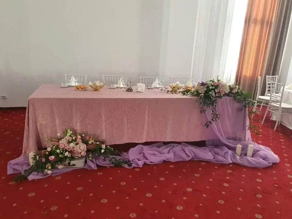 Restaurant Casa Zuican - 3 Restaurant Casa Zuican - 3