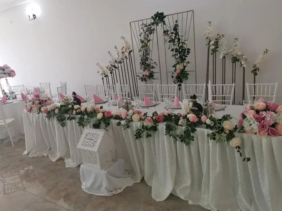 Restaurant Clau si Vasy - 1 Restaurant Clau si Vasy - 1