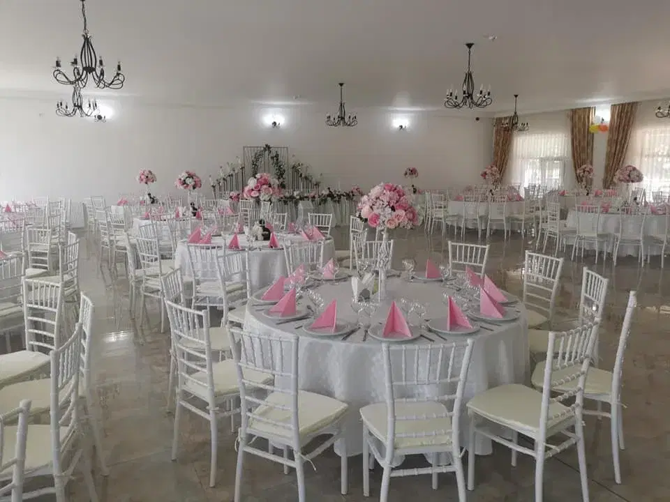 Restaurant Clau si Vasy - 2 Restaurant Clau si Vasy - 2