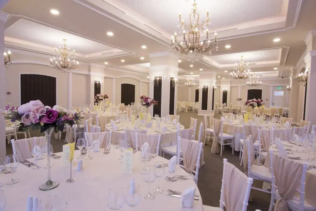 Restaurant Excellence - 2 Restaurant Excellence - 2