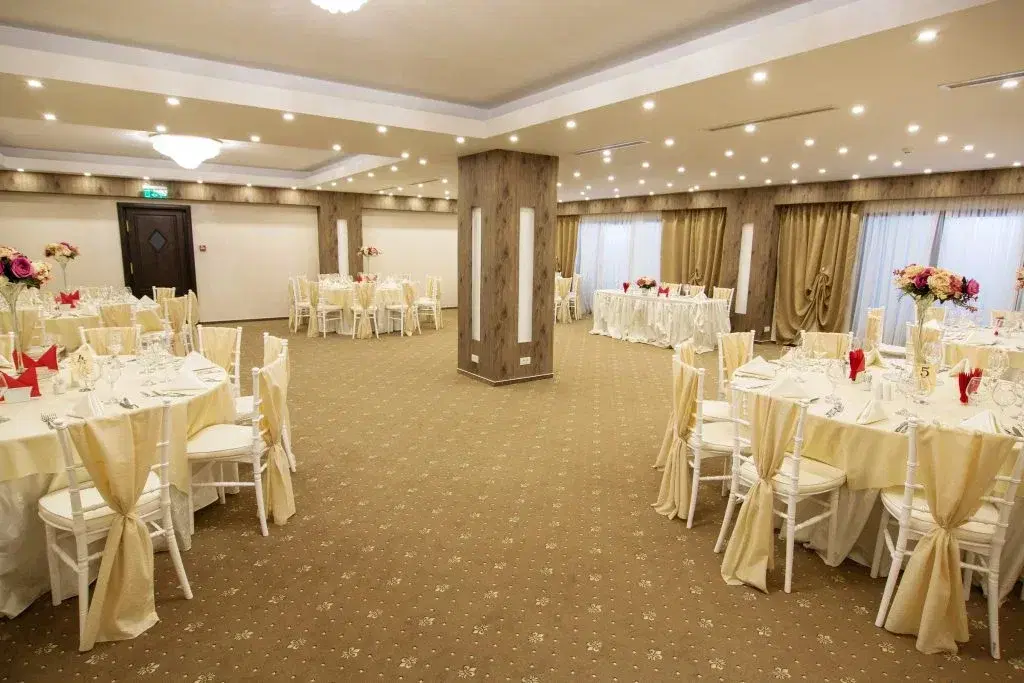 Restaurant Excellence - 5 Restaurant Excellence - 5