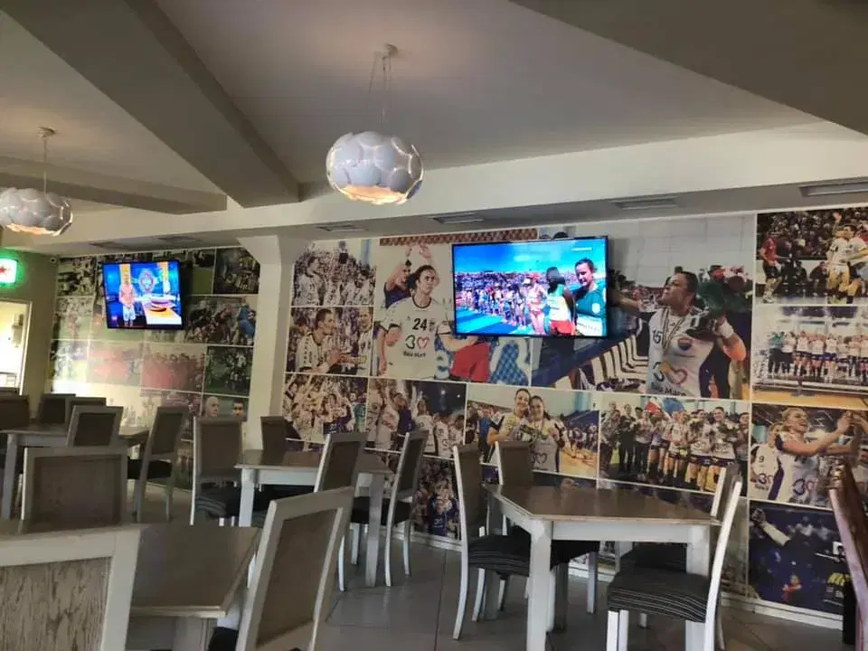 Restaurant Glory Days - 2 Restaurant Glory Days - 2