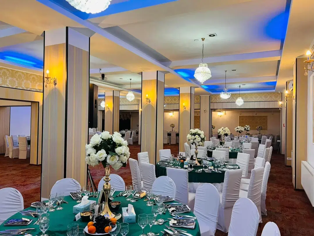 Restaurant La Belle Maison - 6 Restaurant La Belle Maison - 6