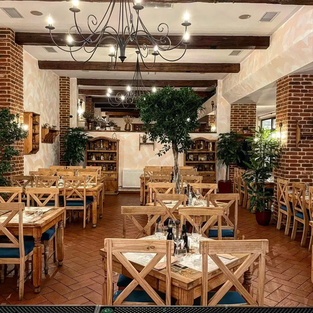 Restaurant La Pergola - 1 Restaurant La Pergola - 1