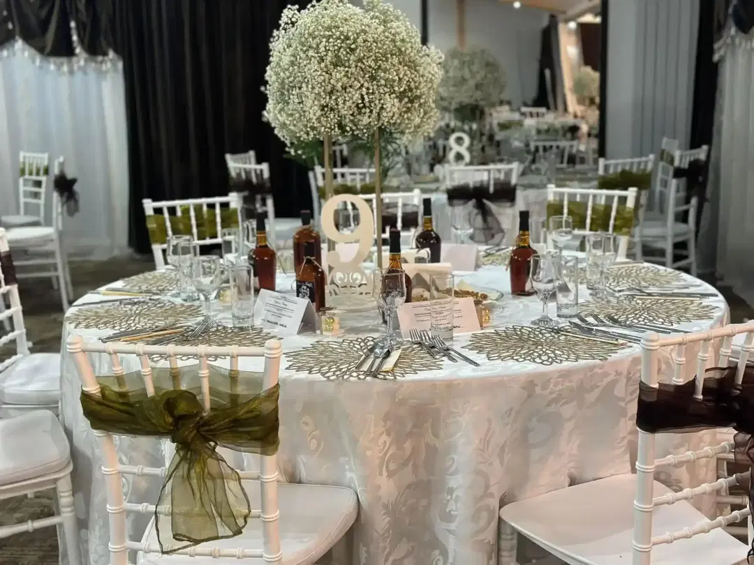 Restaurant La Popescu - 1 Restaurant La Popescu - 1