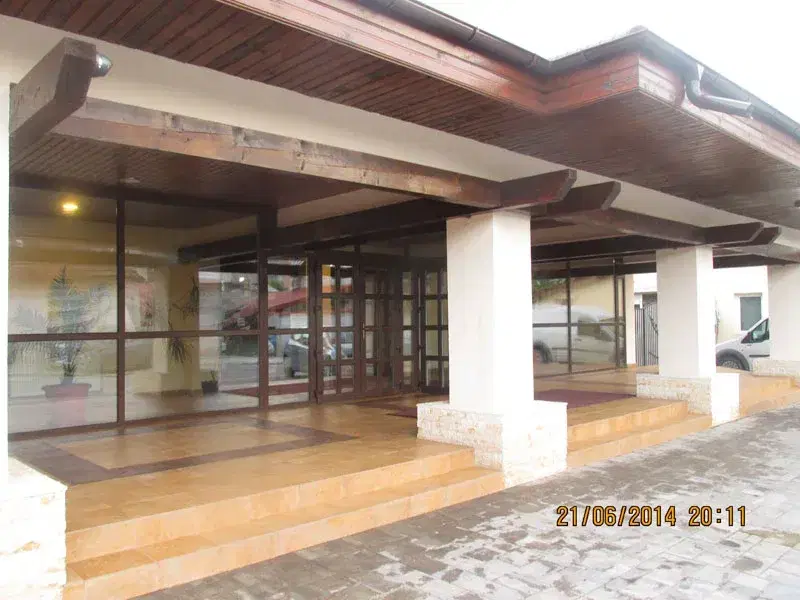 Restaurant La Taverna Pucioasa - 6 Restaurant La Taverna Pucioasa - 6