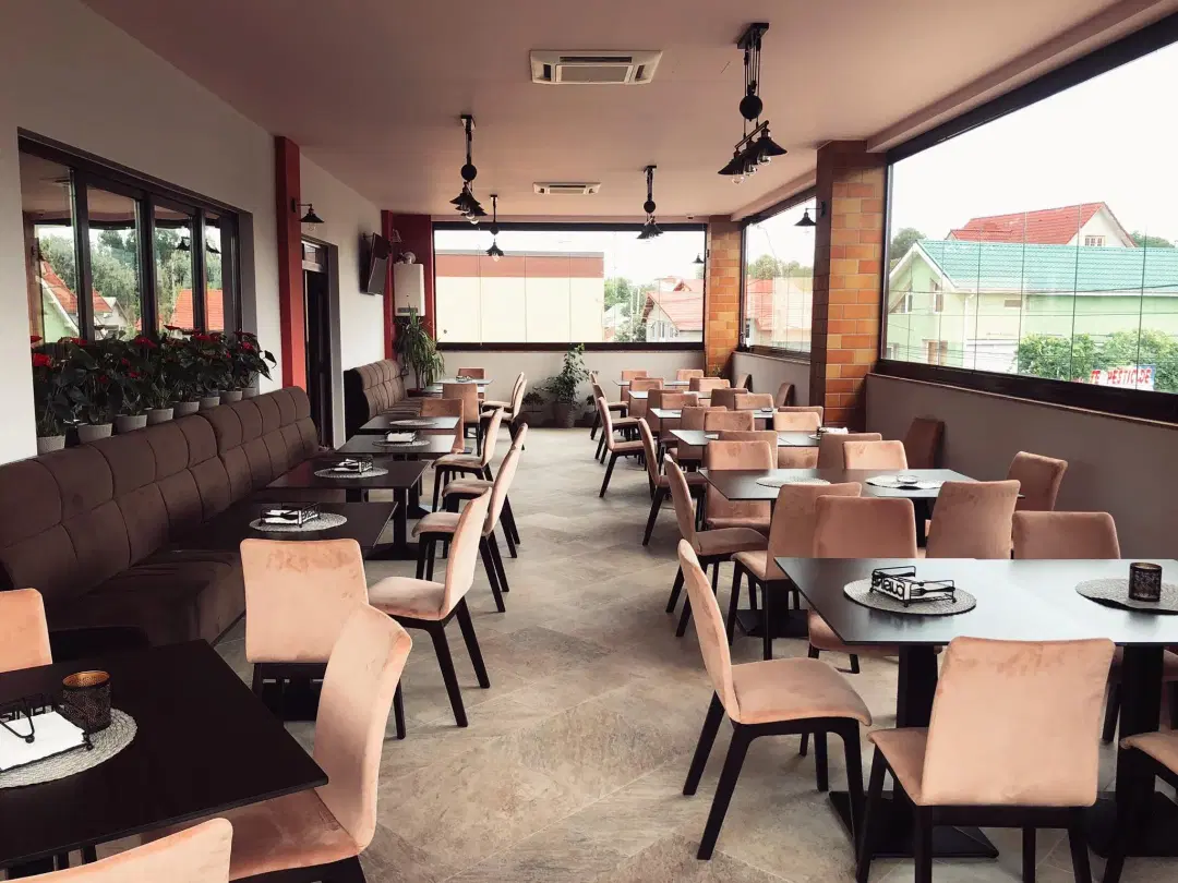 Restaurant Night And Day - 4 Restaurant Night And Day - 4