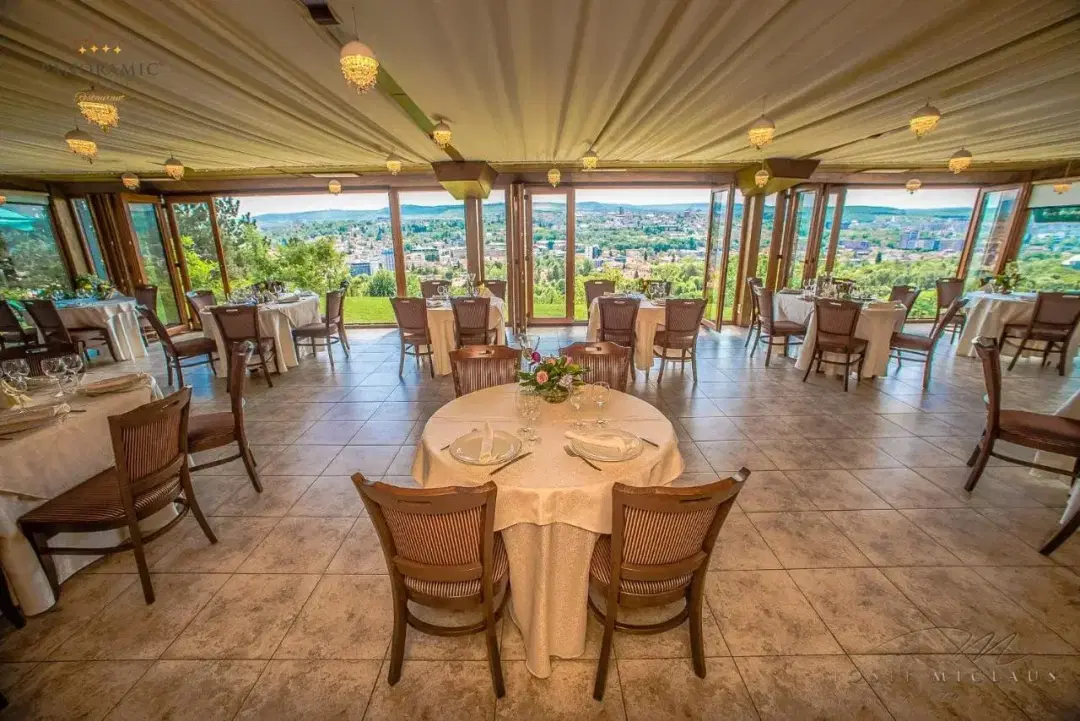 Restaurant Panoramic Cetatuie - 4 Restaurant Panoramic Cetatuie - 4