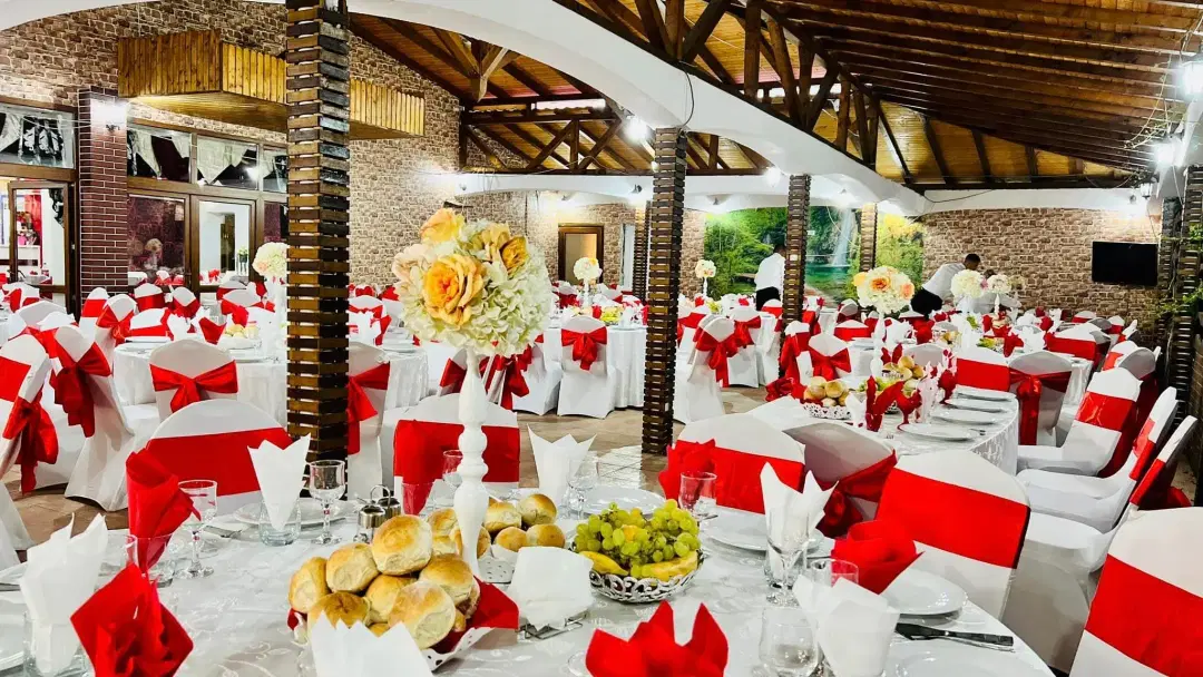 Restaurant Pensiune Patty - 5 Restaurant Pensiune Patty - 5