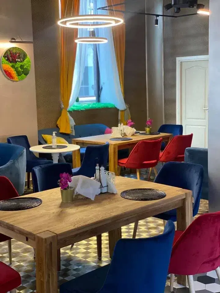 Restaurant Piatra Craiului - 1 Restaurant Piatra Craiului - 1