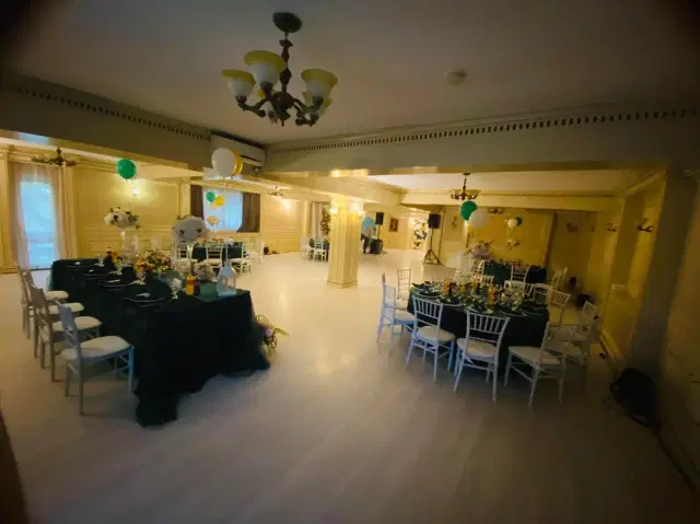 Restaurant Plopii fara Sot
