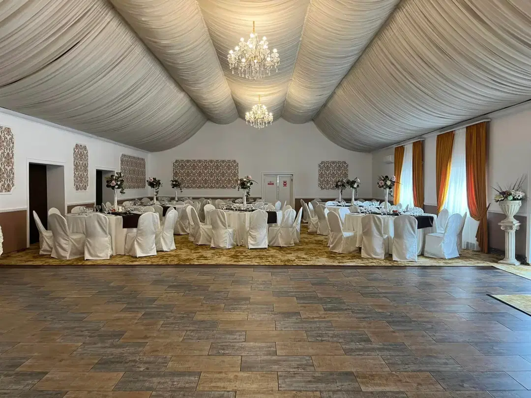 Restaurant Rustic Delux - 4 Restaurant Rustic Delux - 4