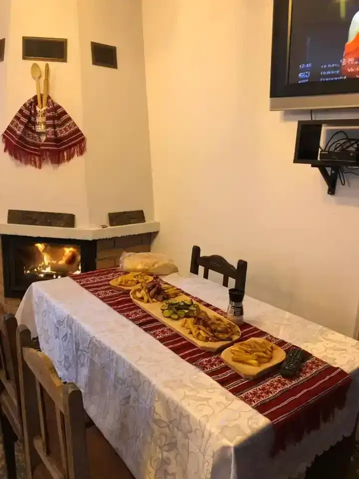 Restaurant Rustic Grill - 2 Restaurant Rustic Grill - 2