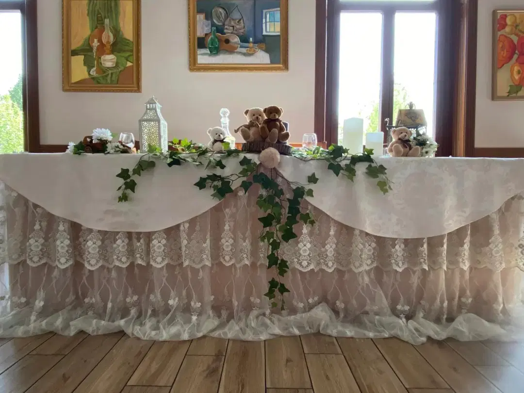 Restaurant Salon Cris - 1 Restaurant Salon Cris - 1