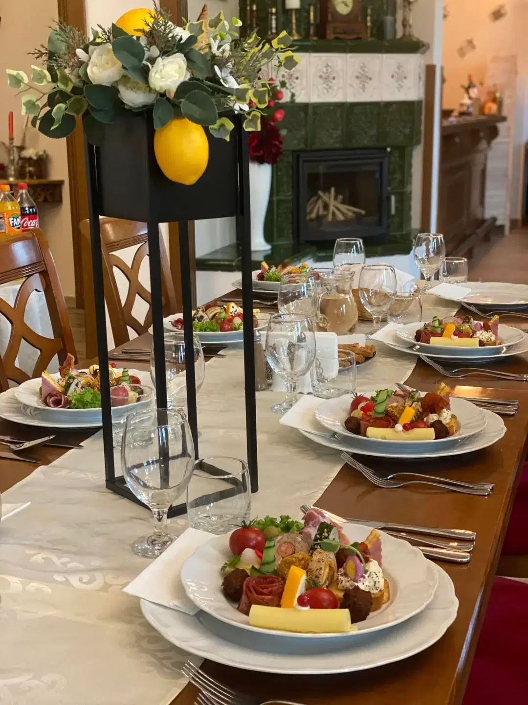 Restaurant Salon Cris - 2 Restaurant Salon Cris - 2