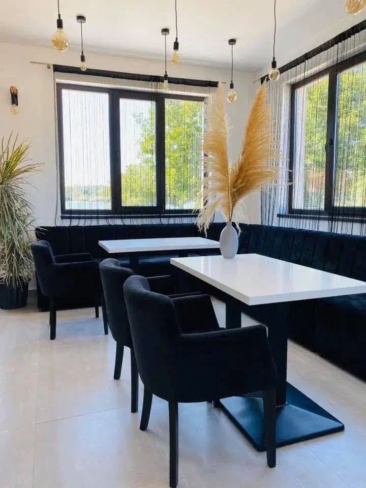 Restaurant Salt and Pepper - 2 Restaurant Salt and Pepper - 2