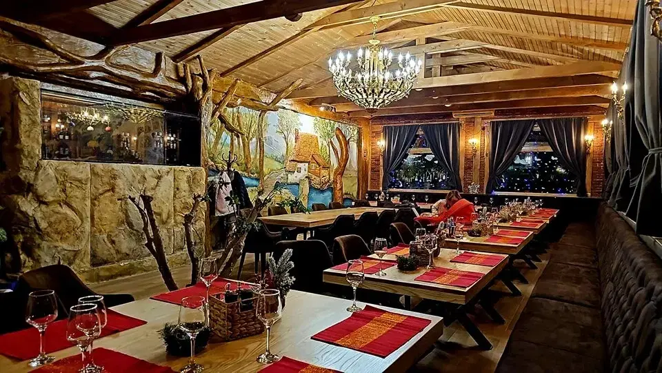 Restaurant Taverna LU SALE - 2 Restaurant Taverna LU SALE - 2