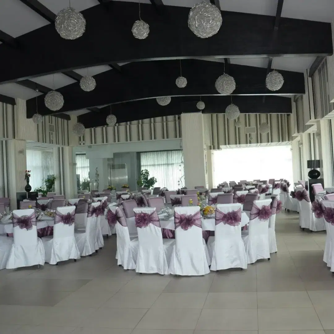 Restaurant UpTown Mondial - 6 Restaurant UpTown Mondial - 6