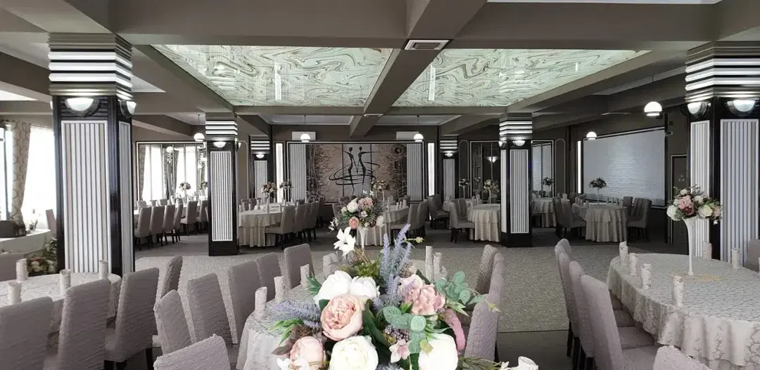 Restaurant White House - 1 Restaurant White House - 1