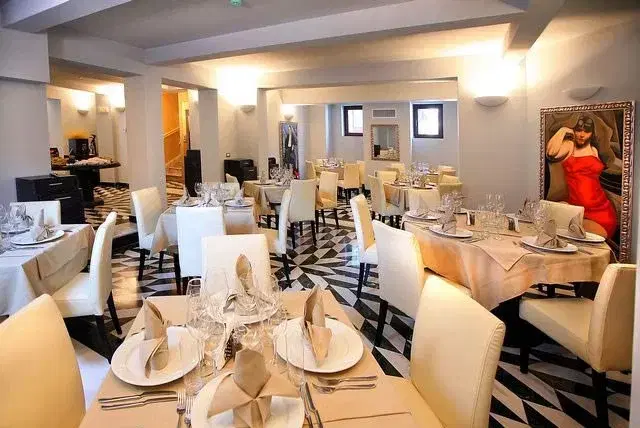 Restaurantul Vigo Hotel - 5 Restaurantul Vigo Hotel - 5