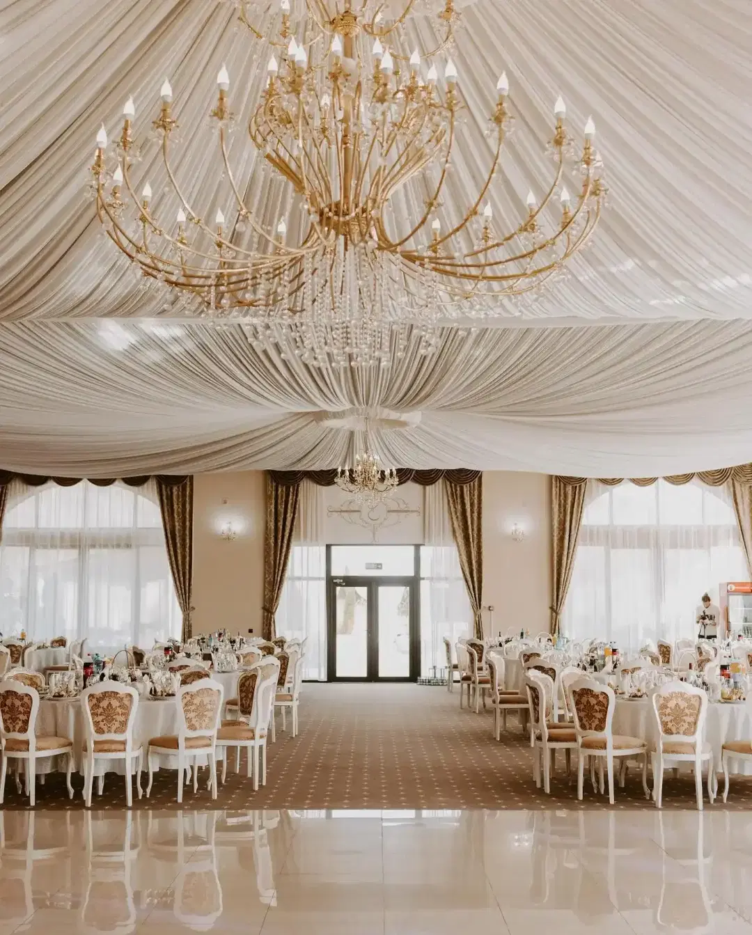 Sala de evenimente Elegance - 5 Sala de evenimente Elegance - 5