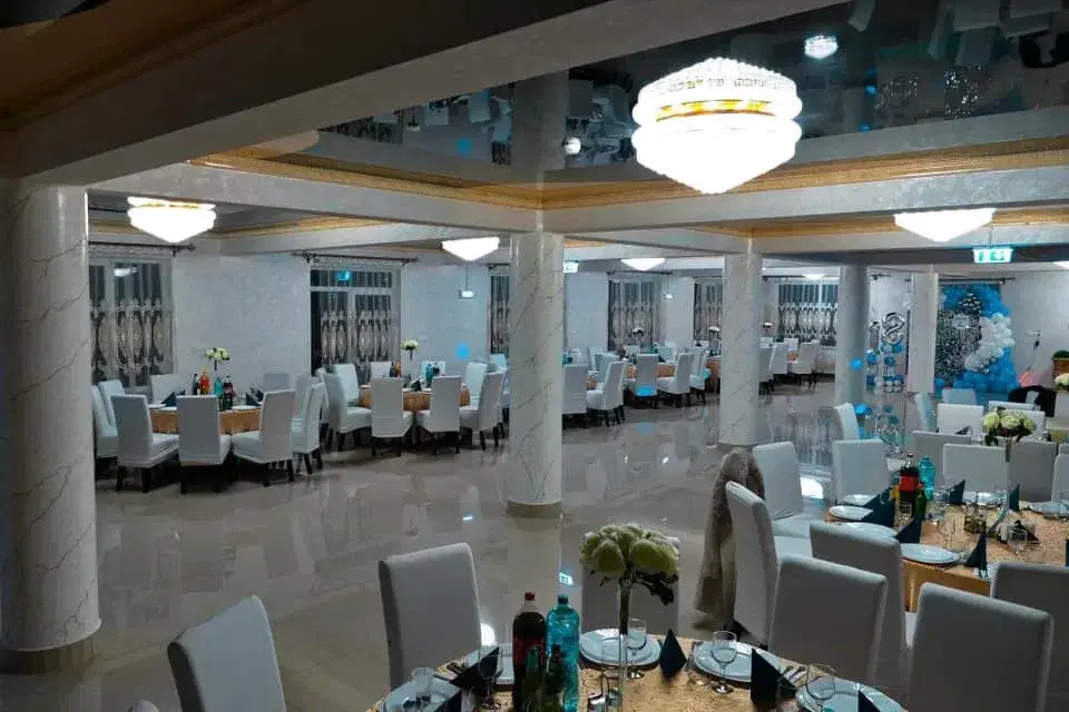 Sala De Evenimente Floare de Colt - 2 Sala De Evenimente Floare de Colt - 2