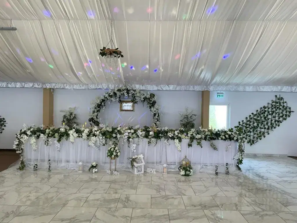 Sala de evenimente La Ionut - 3 Sala de evenimente La Ionut - 3