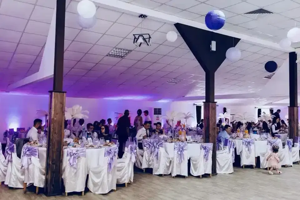 Sala Evenimente La Brezea - 3 Sala Evenimente La Brezea - 3