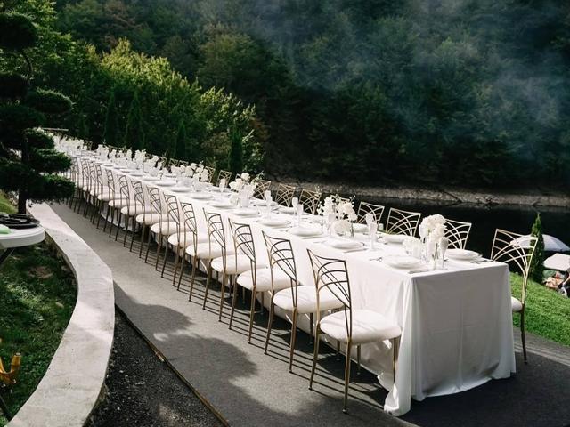 Tarnita Paradise Resort