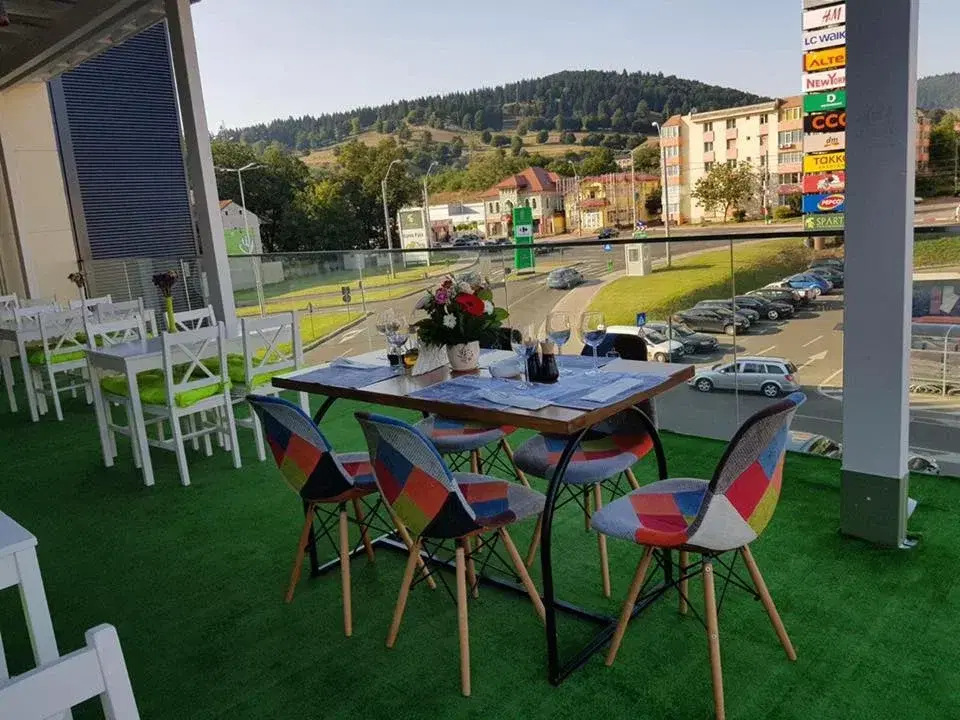 Urban Lounge Restaurant - 1 Urban Lounge Restaurant - 1